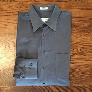 Men’s business casual shirt
